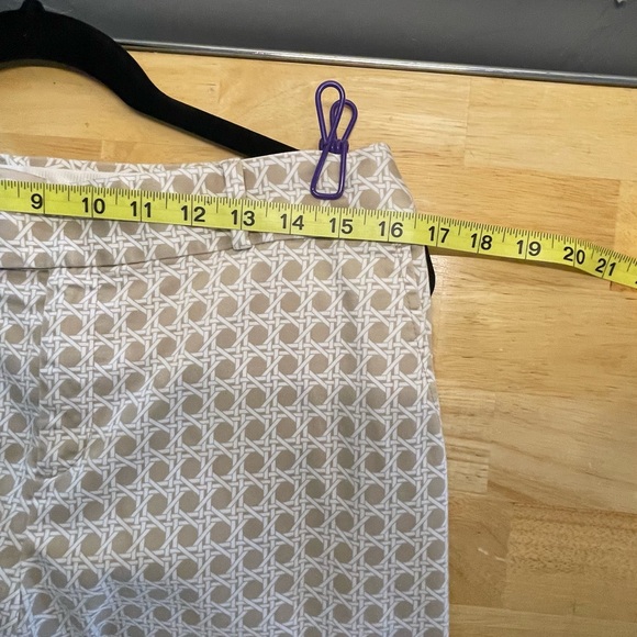 Off White Printed Banana Republic Flat Front Chino Pants Size 8 - Picture 6 of 9